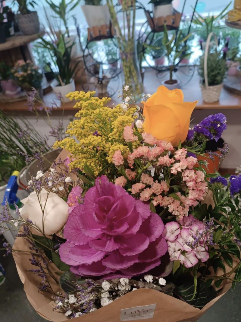 Flores de temporada, ramos de flores barcelona personalizados